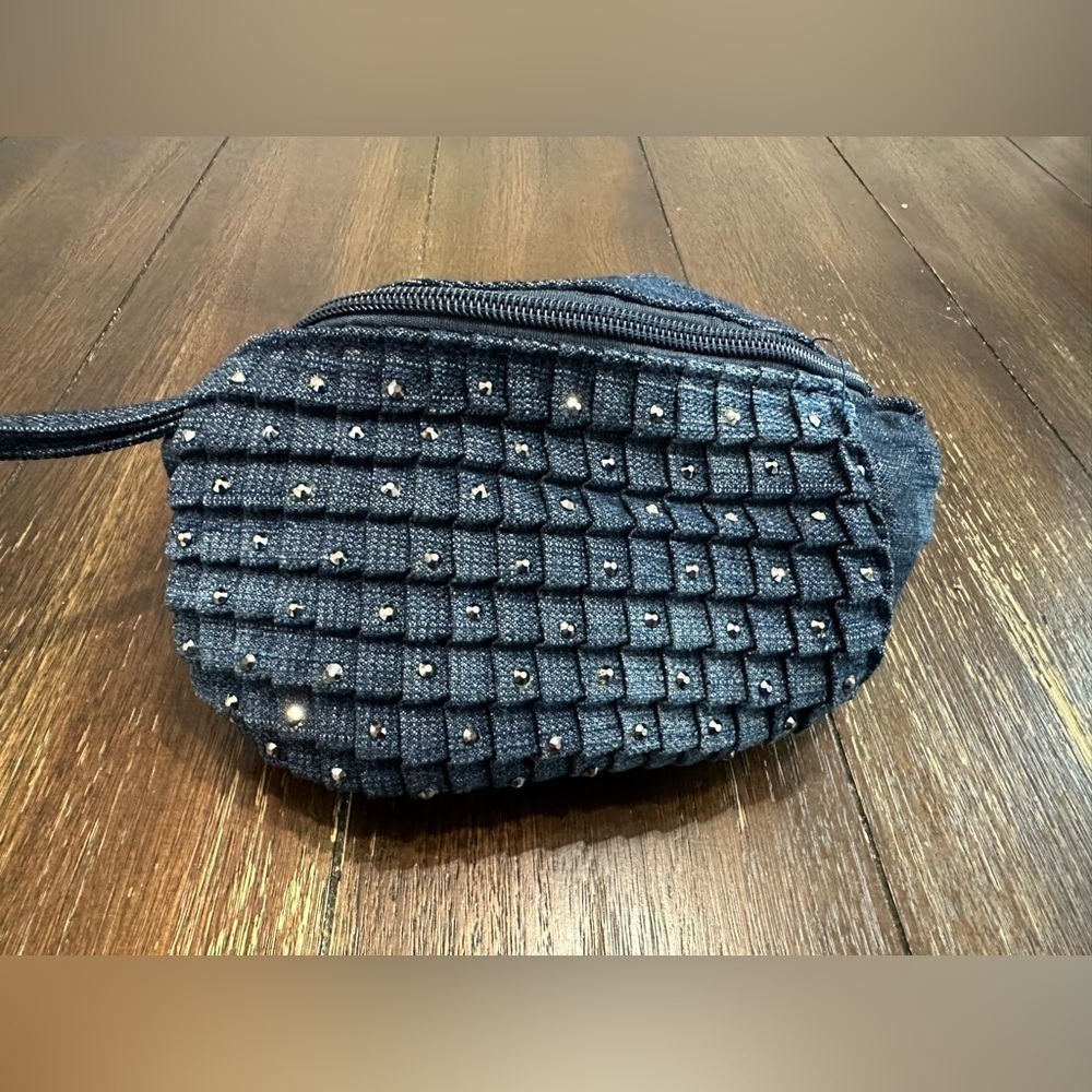 NWT Latique jewel waistpack